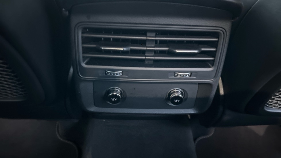 Used Audi Q8 2022 for sale - 76668229: Photo 37