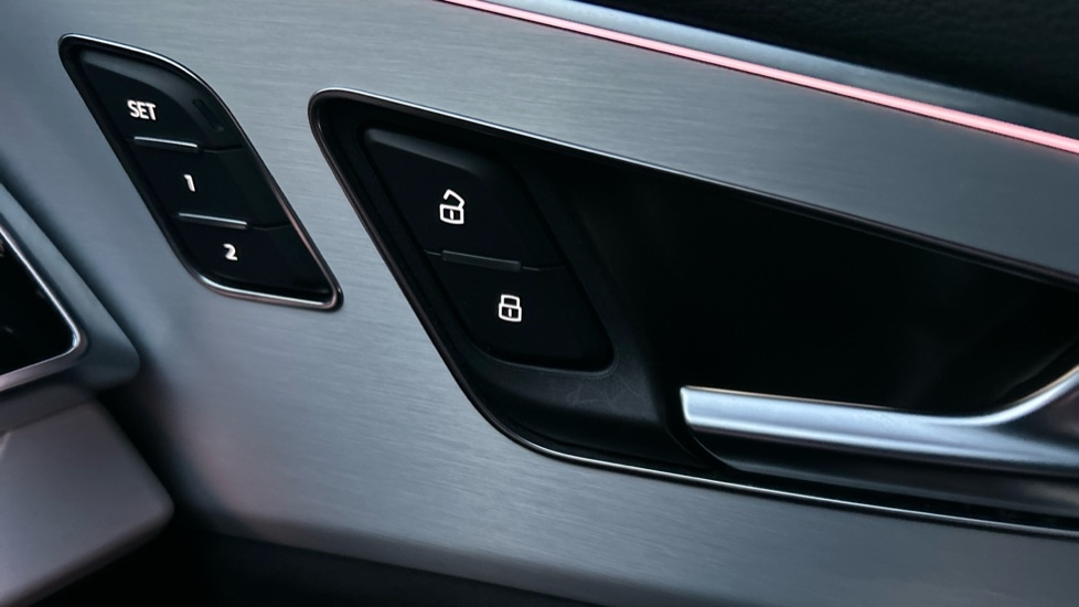 Used Audi Q8 2022 for sale - 76668229: Photo 57