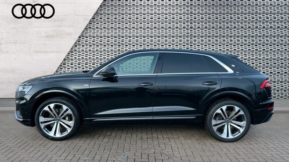Used Audi Q8 2022 for sale - 76668229: Photo 9