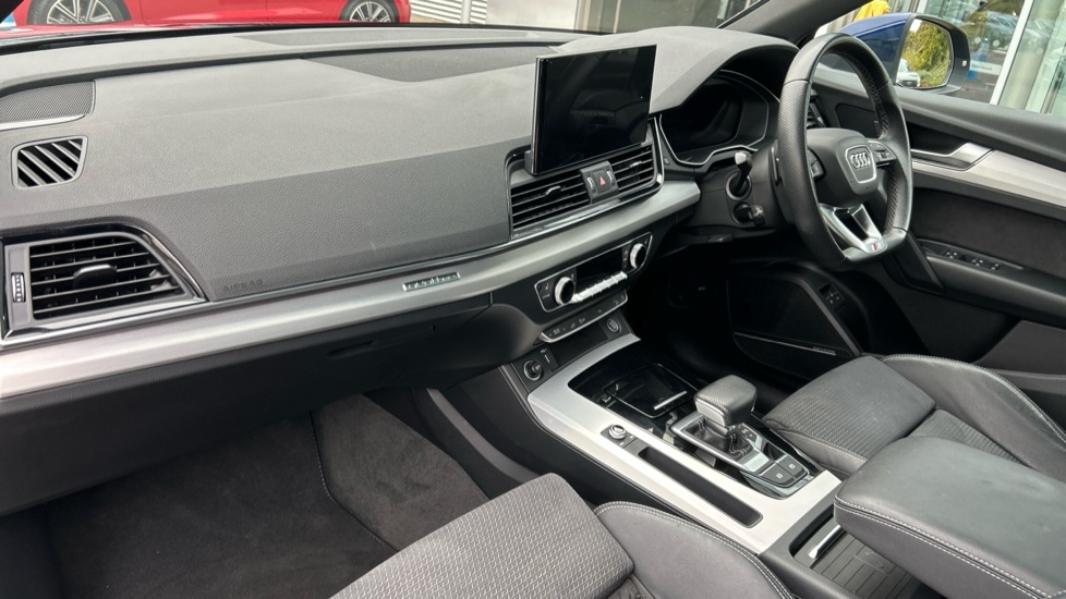 Used Audi Q5 2021 for sale - 76501398: Photo 2