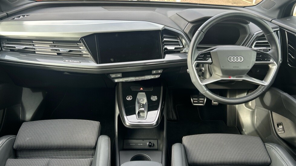 Used Audi Q4 e-tron 2022 for sale - 76672574: Photo 12