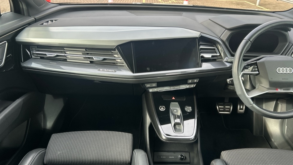 Used Audi Q4 e-tron 2022 for sale - 76672574: Photo 13
