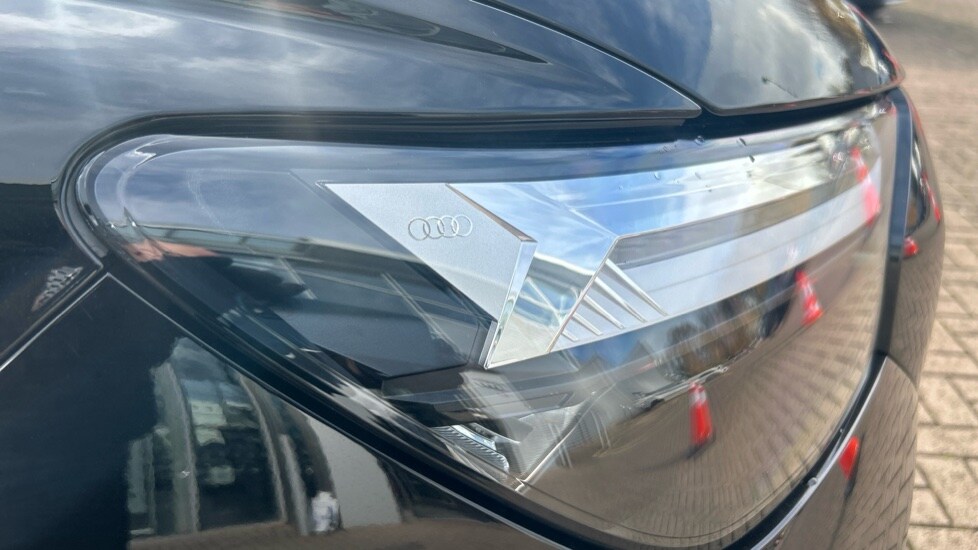 Used Audi Q4 e-tron 2022 for sale - 76672574: Photo 34