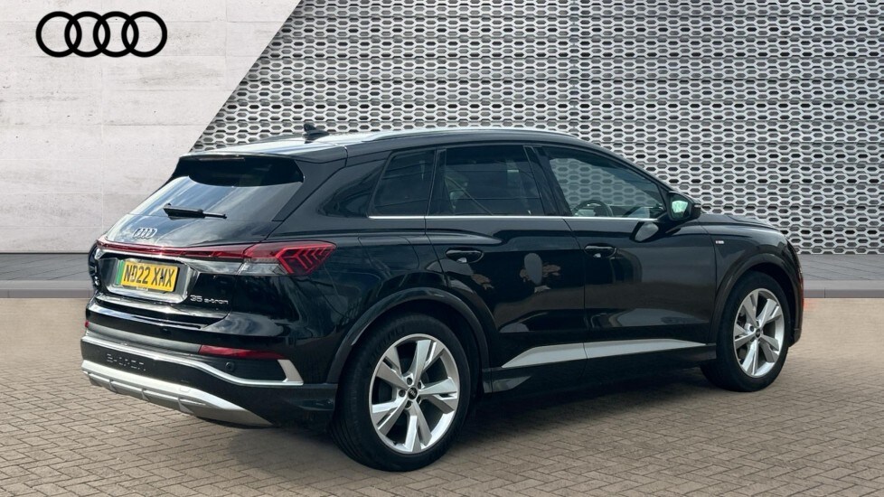 Used Audi Q4 e-tron 2022 for sale - 76672574: Photo 8