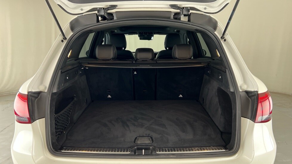 Used Mercedes-Benz GLC 2020 for sale - 76312084: Photo 15