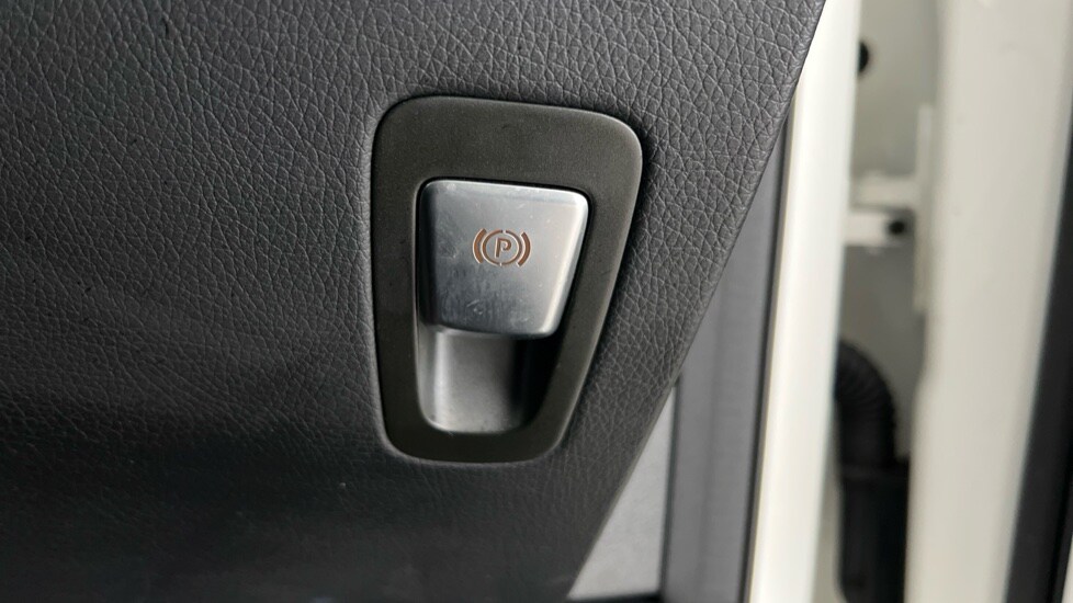 Used Mercedes-Benz GLC 2020 for sale - 76312084: Photo 23