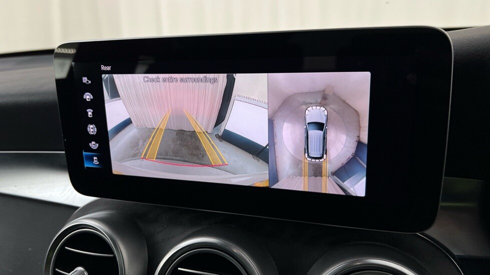 Used Mercedes-Benz GLC 2020 for sale - 76312084: Photo 32