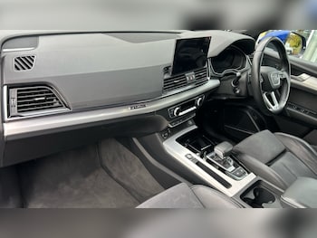 Used Audi Q5 2021 for sale - 76112315: Photo 2