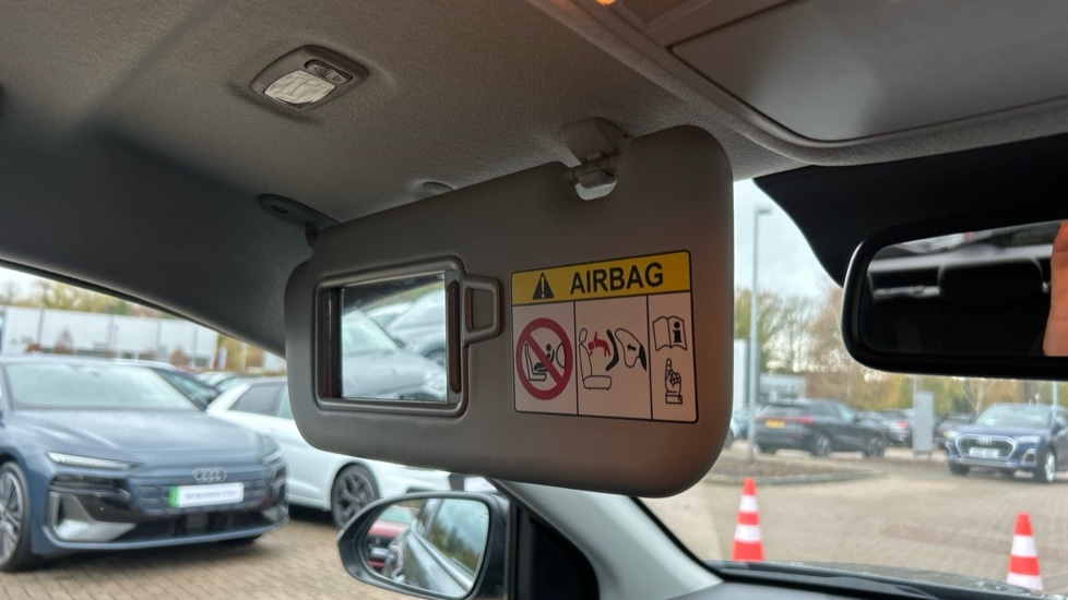 Used Kia Stonic 2021 for sale - 76552295: Photo 40