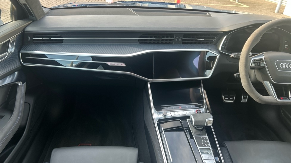 Used Audi RS6 2025 for sale - 76540131: Photo 13