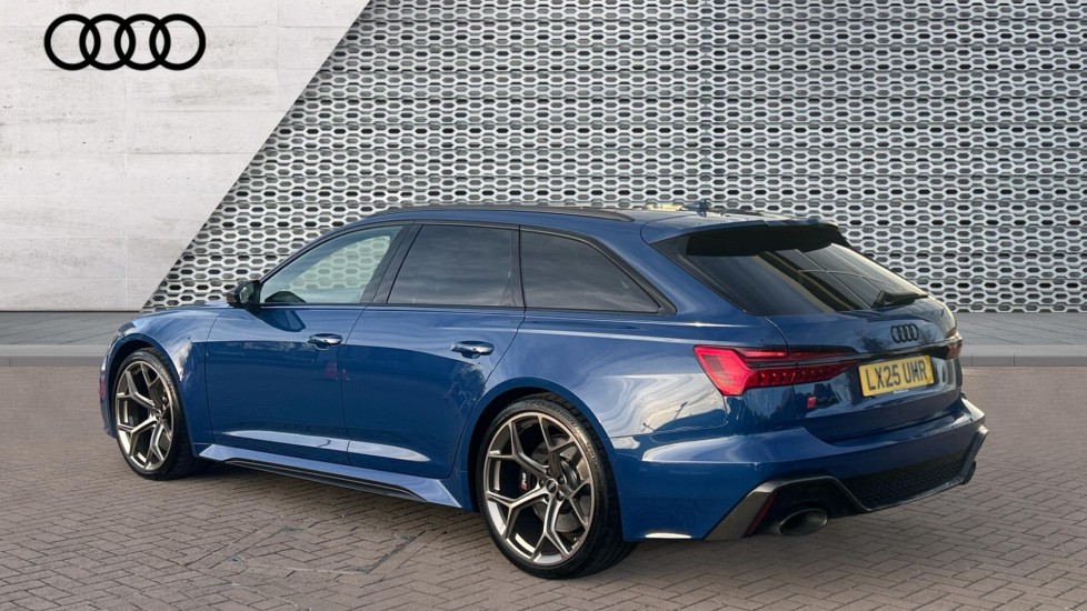 Used Audi RS6 2025 for sale - 76540131: Photo 3