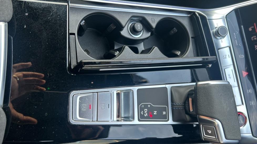 Used Audi RS6 2025 for sale - 76540131: Photo 54