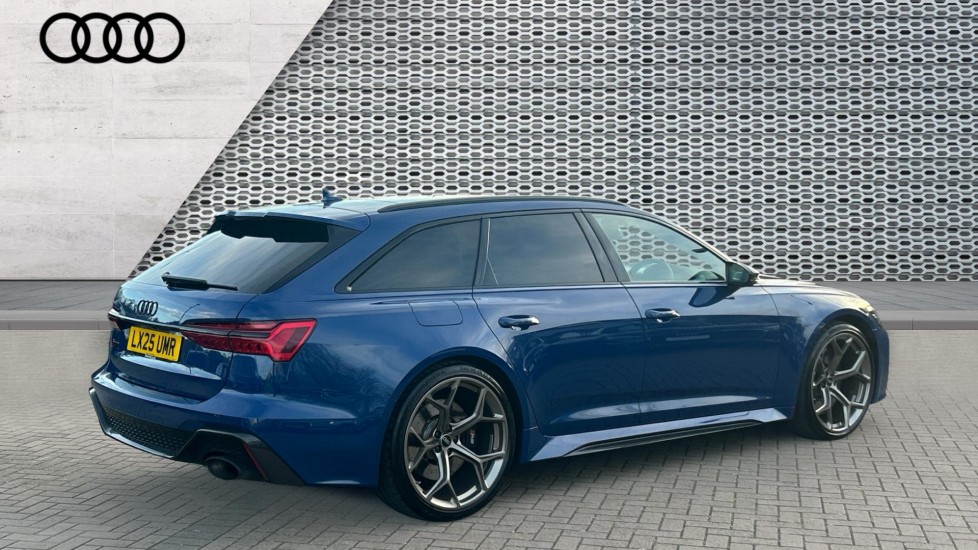 Used Audi RS6 2025 for sale - 76540131: Photo 8