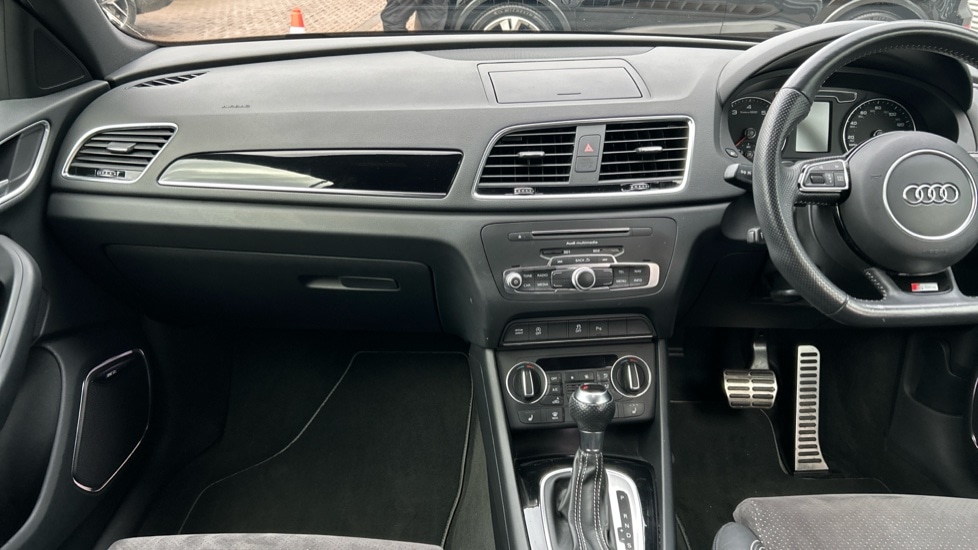 Used Audi Q3 2018 for sale - 76731452: Photo 13