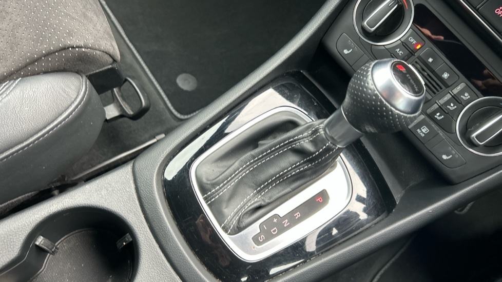 Used Audi Q3 2018 for sale - 76731452: Photo 19