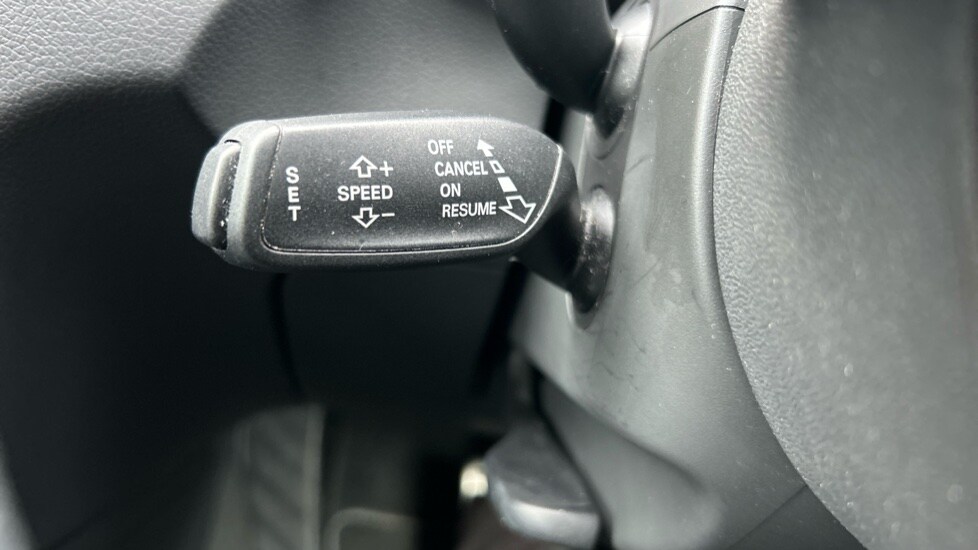 Used Audi Q3 2018 for sale - 76731452: Photo 35