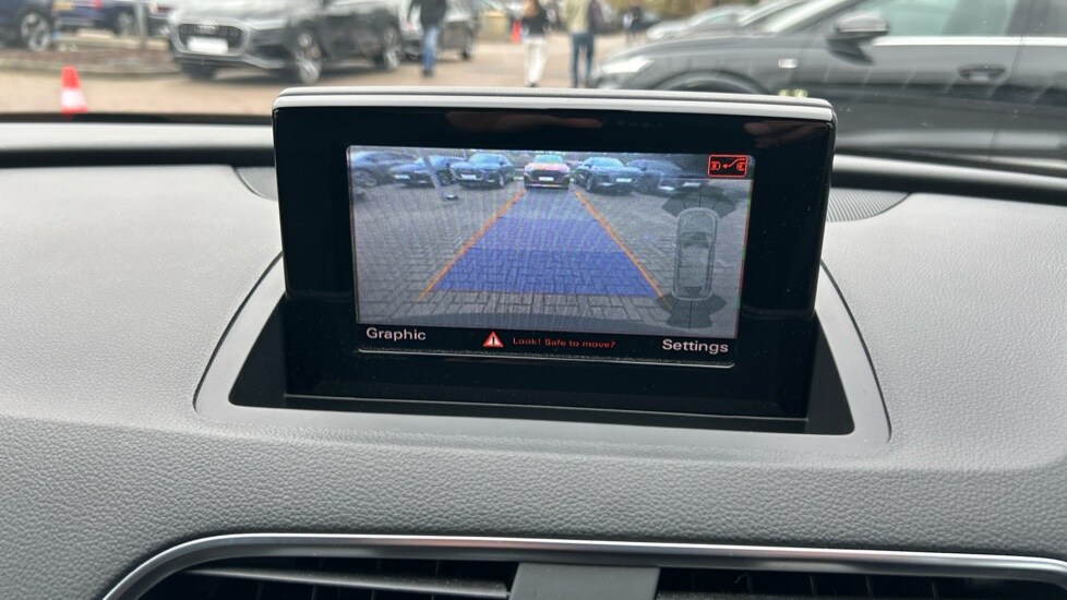 Used Audi Q3 2018 for sale - 76731452: Photo 36