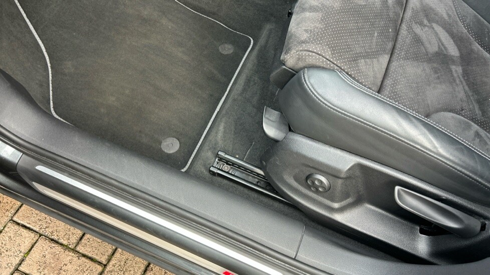 Used Audi Q3 2018 for sale - 76731452: Photo 41