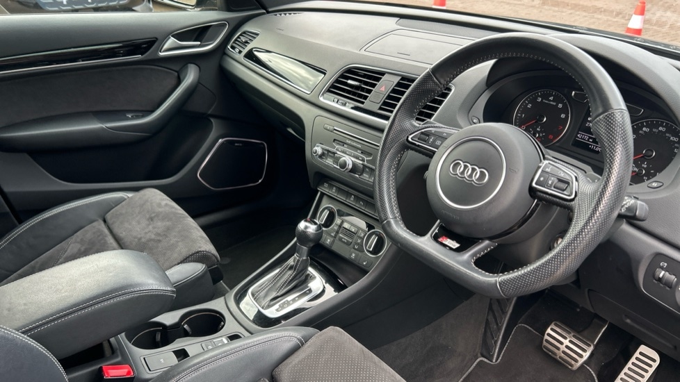 Used Audi Q3 2018 for sale - 76731452: Photo 6