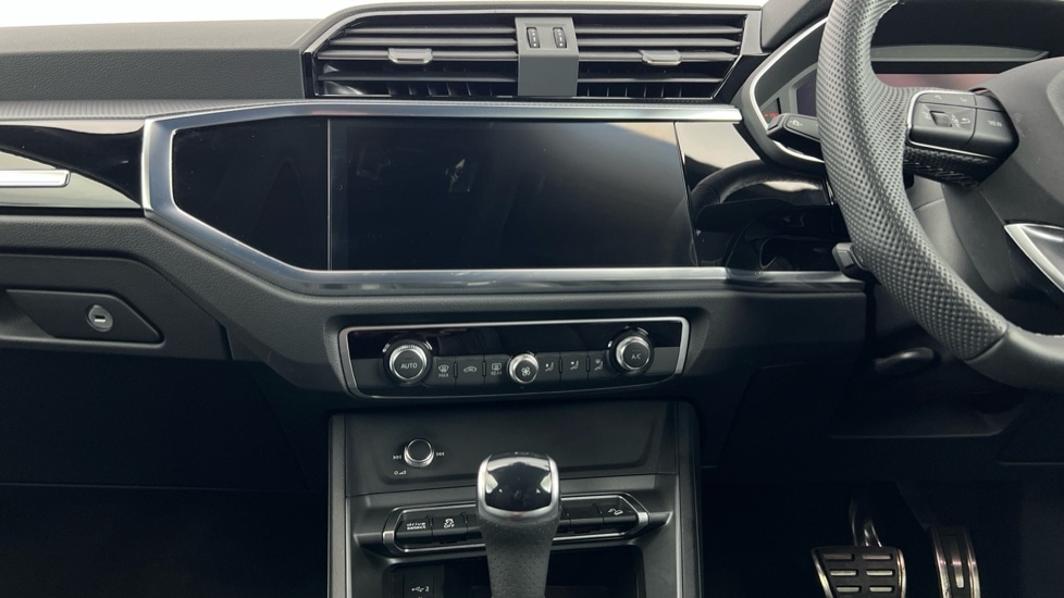 Used Audi Q3 2025 for sale - 76796274: Photo 13