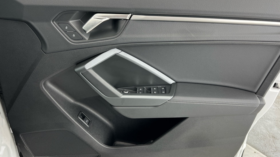 Used Audi Q3 2025 for sale - 76796274: Photo 31