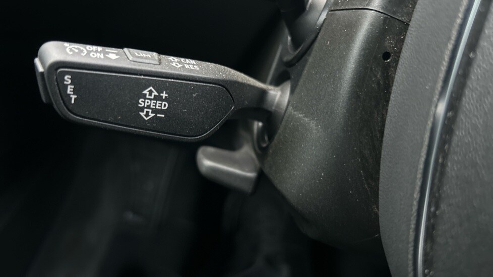 Used Audi Q8 2023 for sale - 76717362: Photo 53