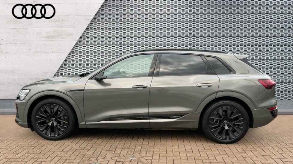 Used Audi Q8 2023 for sale - 76717362: Photo 9