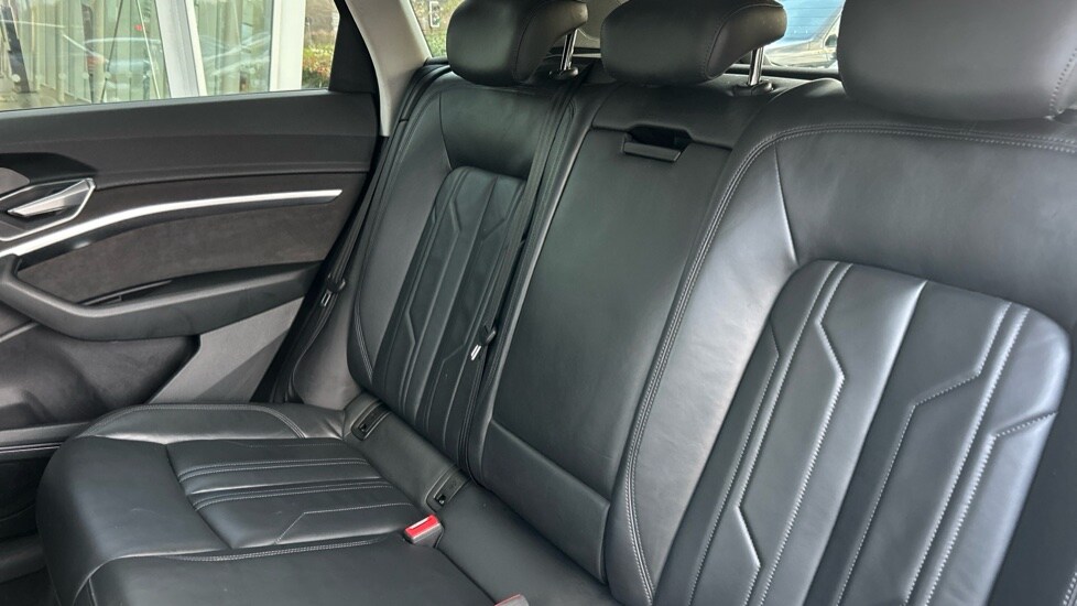 Used Audi e-tron 2019 for sale - 77084813: Photo 15