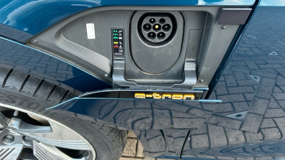 Used Audi e-tron 2019 for sale - 77084813: Photo 43