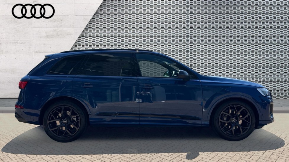 Used Audi Q7 2025 for sale - 75675217: Photo