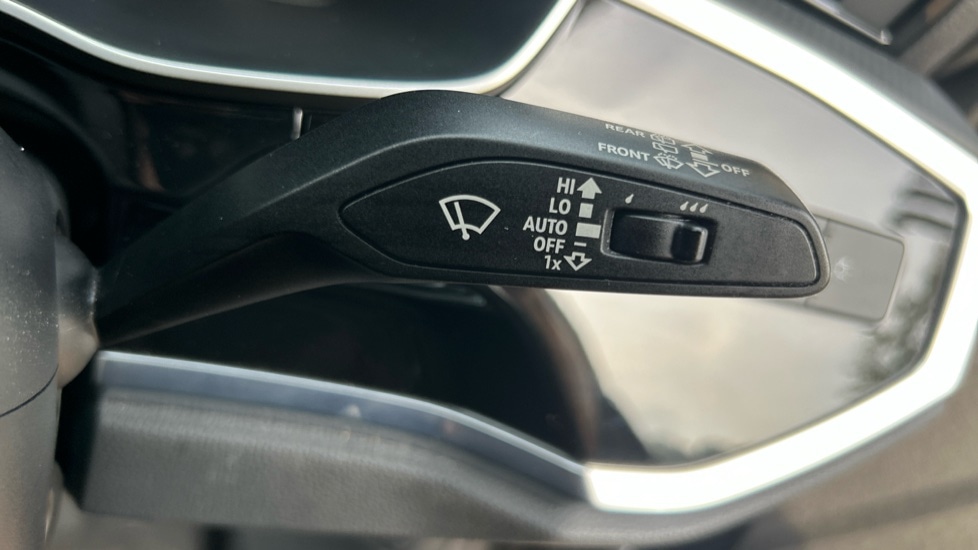 Used Audi Q3 2019 for sale - 76079207: Photo 30