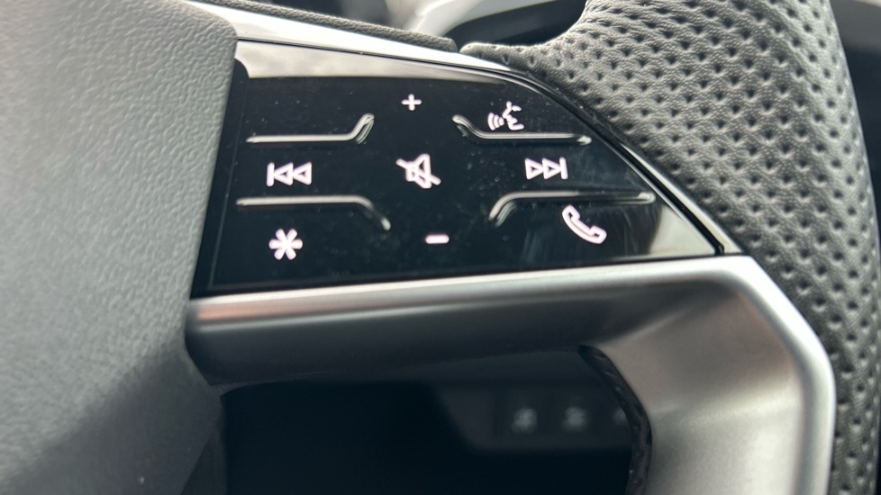 Used Audi Q4 e-tron 2025 for sale - 76415196: Photo 23