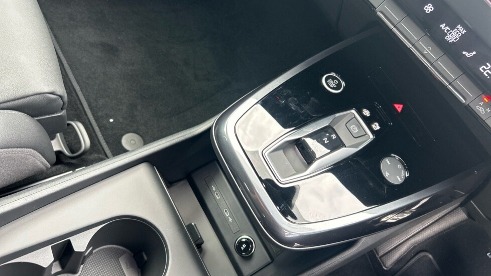 Used Audi Q4 e-tron 2025 for sale - 76415196: Photo 27