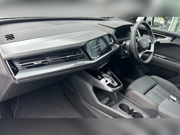 Used Audi Q4 e-tron 2025 for sale - 76415196: Photo