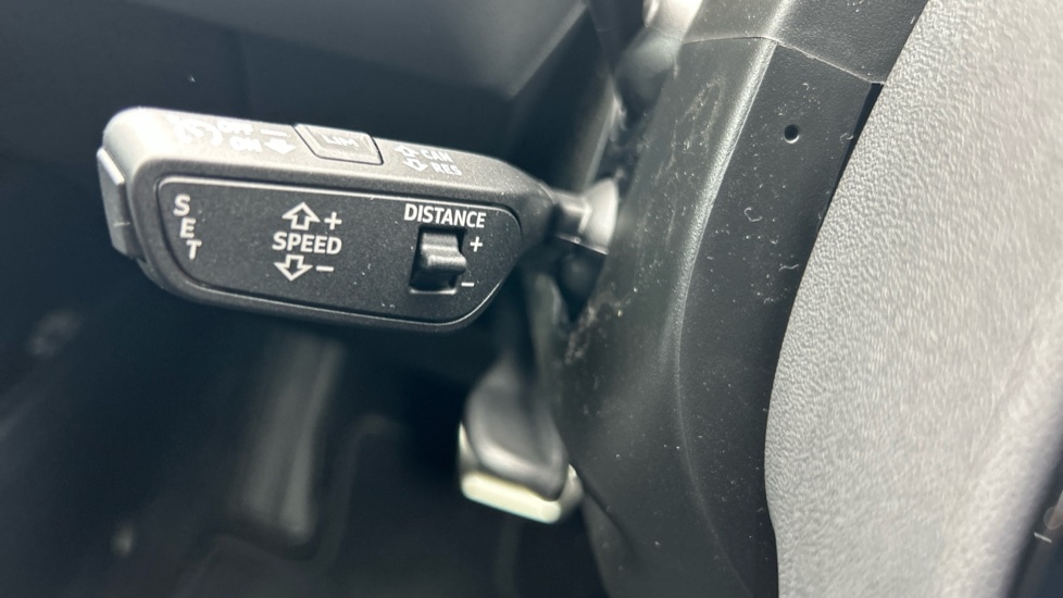 Used Audi Q4 e-tron 2025 for sale - 76415196: Photo 35