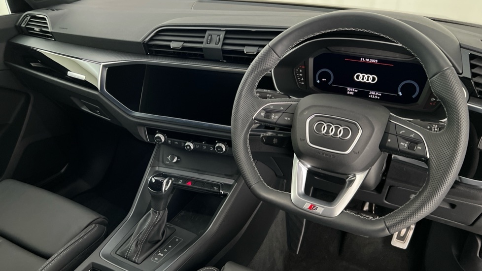 Used Audi Q3 2025 for sale - 76609468: Photo 6