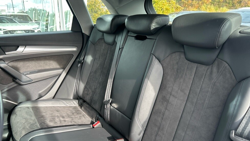 Used Audi Q5 2018 for sale - 76563782: Photo 15