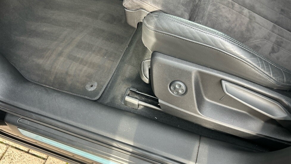 Used Audi Q5 2018 for sale - 76563782: Photo 41