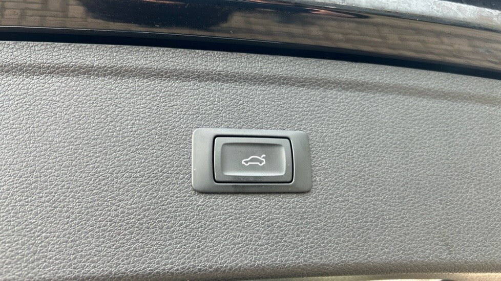 Used Audi Q5 2018 for sale - 76563782: Photo 42