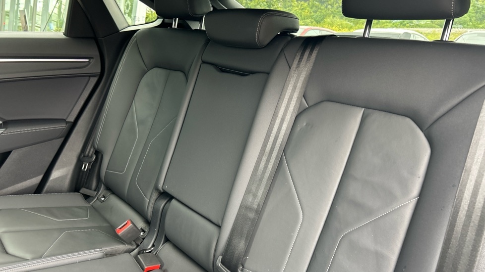 Used Audi Q3 2024 for sale - 76528941: Photo 15