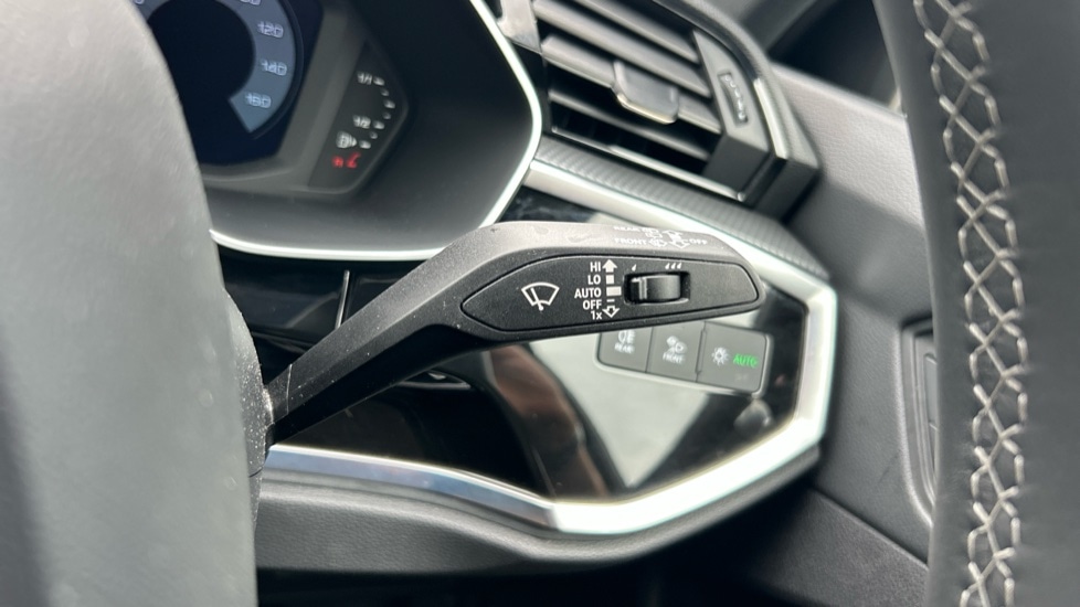 Used Audi Q3 2024 for sale - 76528941: Photo 30