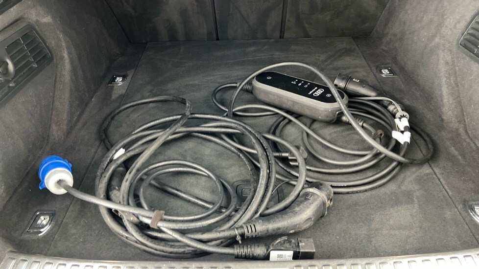 Used Audi e-tron 2021 for sale - 76672577: Photo 43