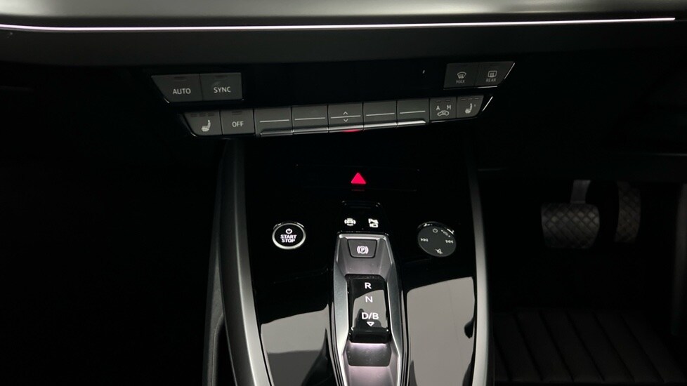 Used Audi Q4 e-tron 2024 for sale - 76145952: Photo 16