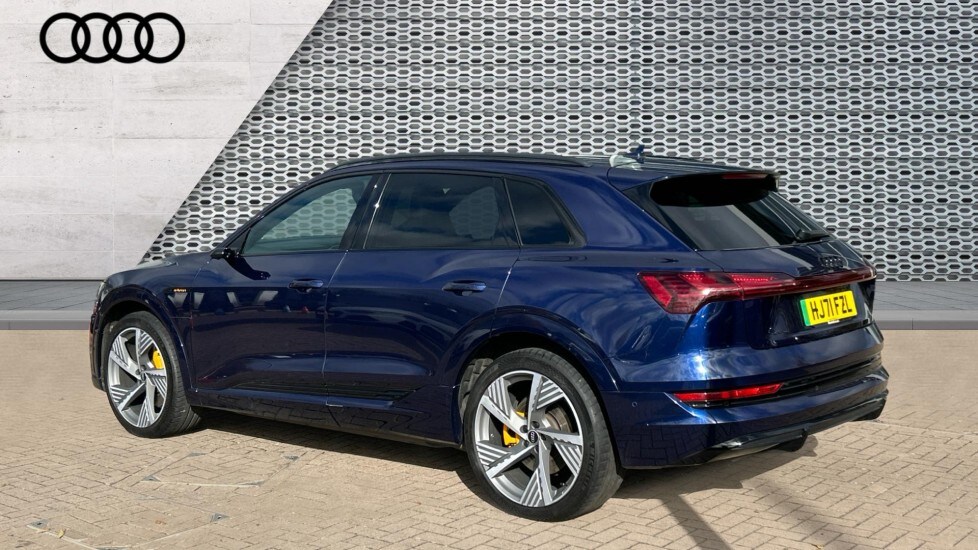Used Audi e-tron 2021 for sale - 76745372: Photo 3