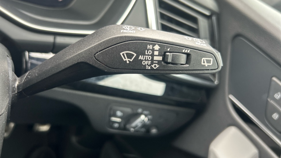 Used Audi Q5 2023 for sale - 76168646: Photo 31
