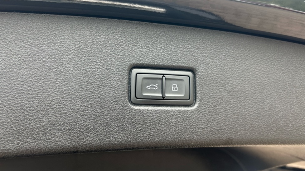 Used Audi Q5 2023 for sale - 76168646: Photo 42