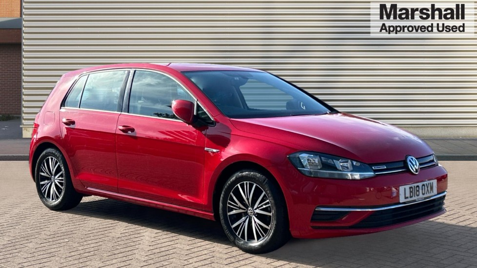 Used Volkswagen Golf 2018 for sale - 76447303: Photo 1