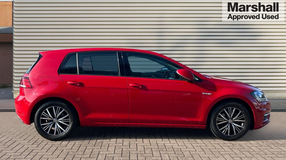 Used Volkswagen Golf 2018 for sale - 76447303: Photo 2