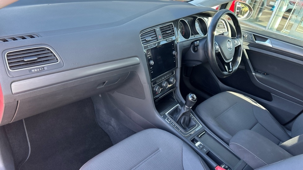 Used Volkswagen Golf 2018 for sale - 76826628: Photo 10