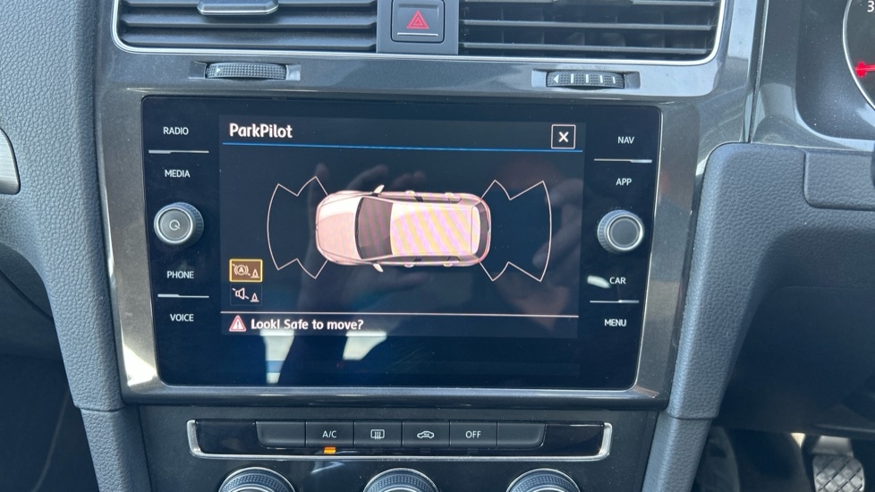 Used Volkswagen Golf 2018 for sale - 76826628: Photo 25